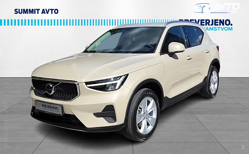 Volvo XC40 B3 Avt.-RADAR-PILOT-NAVI-LED-BLIS-LINE-KAMERA